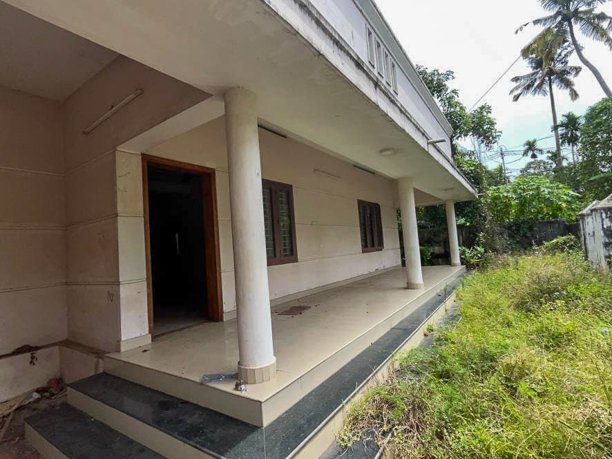Property Photos 15
