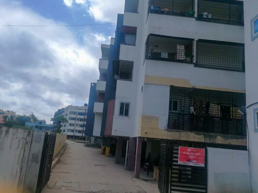 Property Photos 27