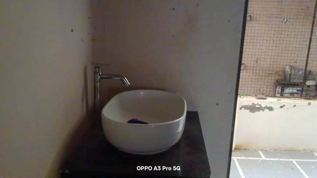 Property Photos 7
