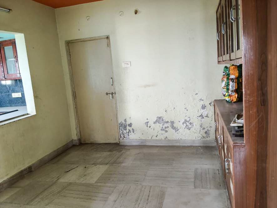 Property Photos 7