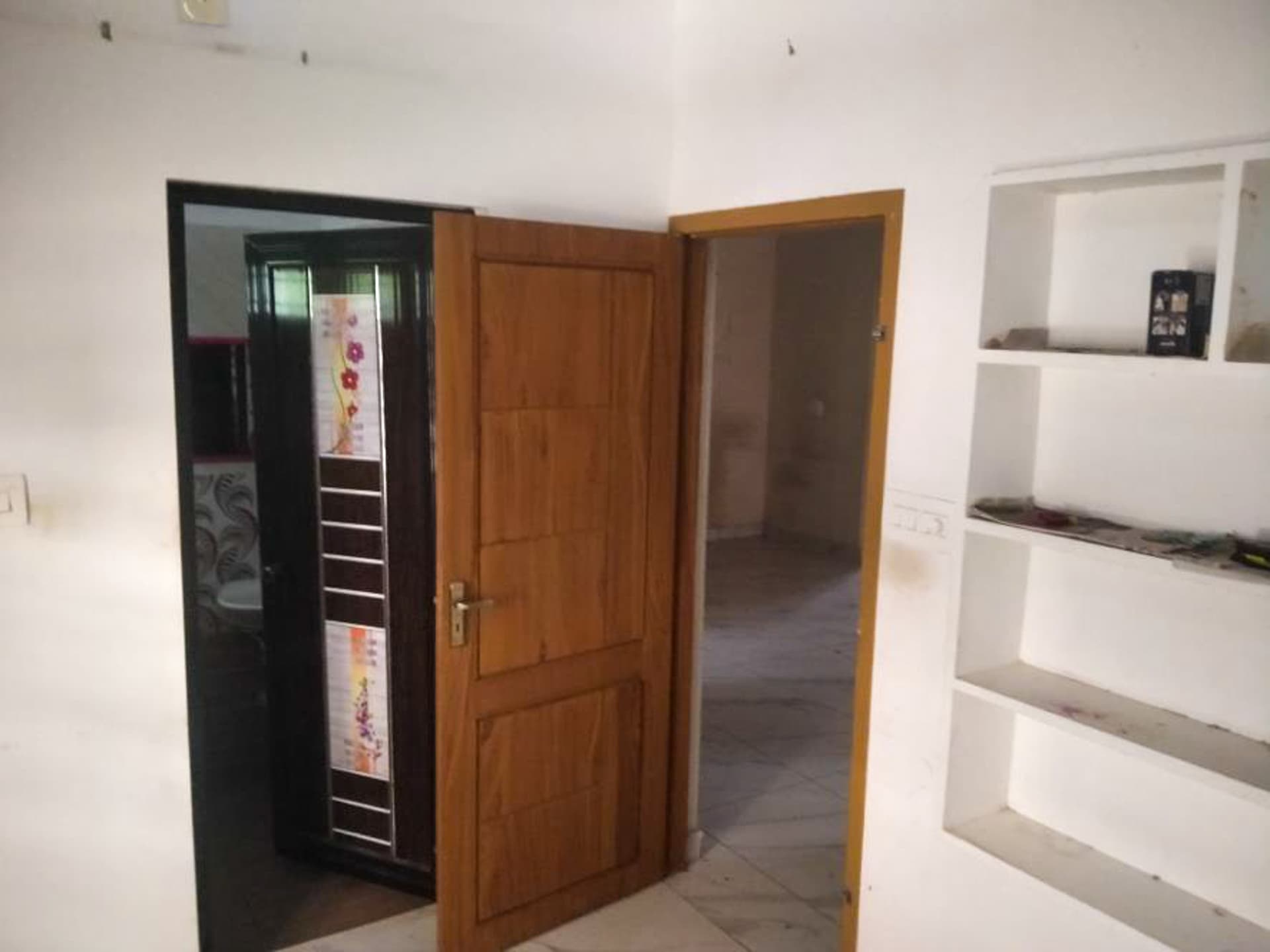 Property Photos 8
