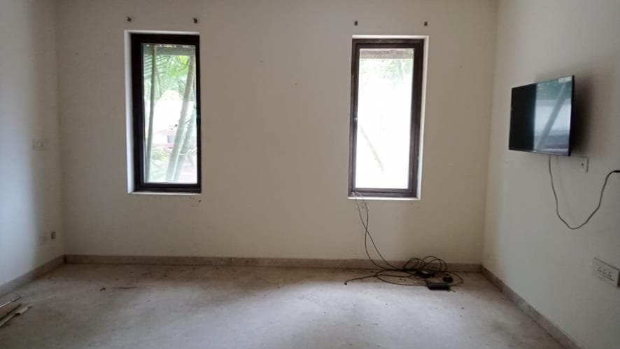 Property Photos 5