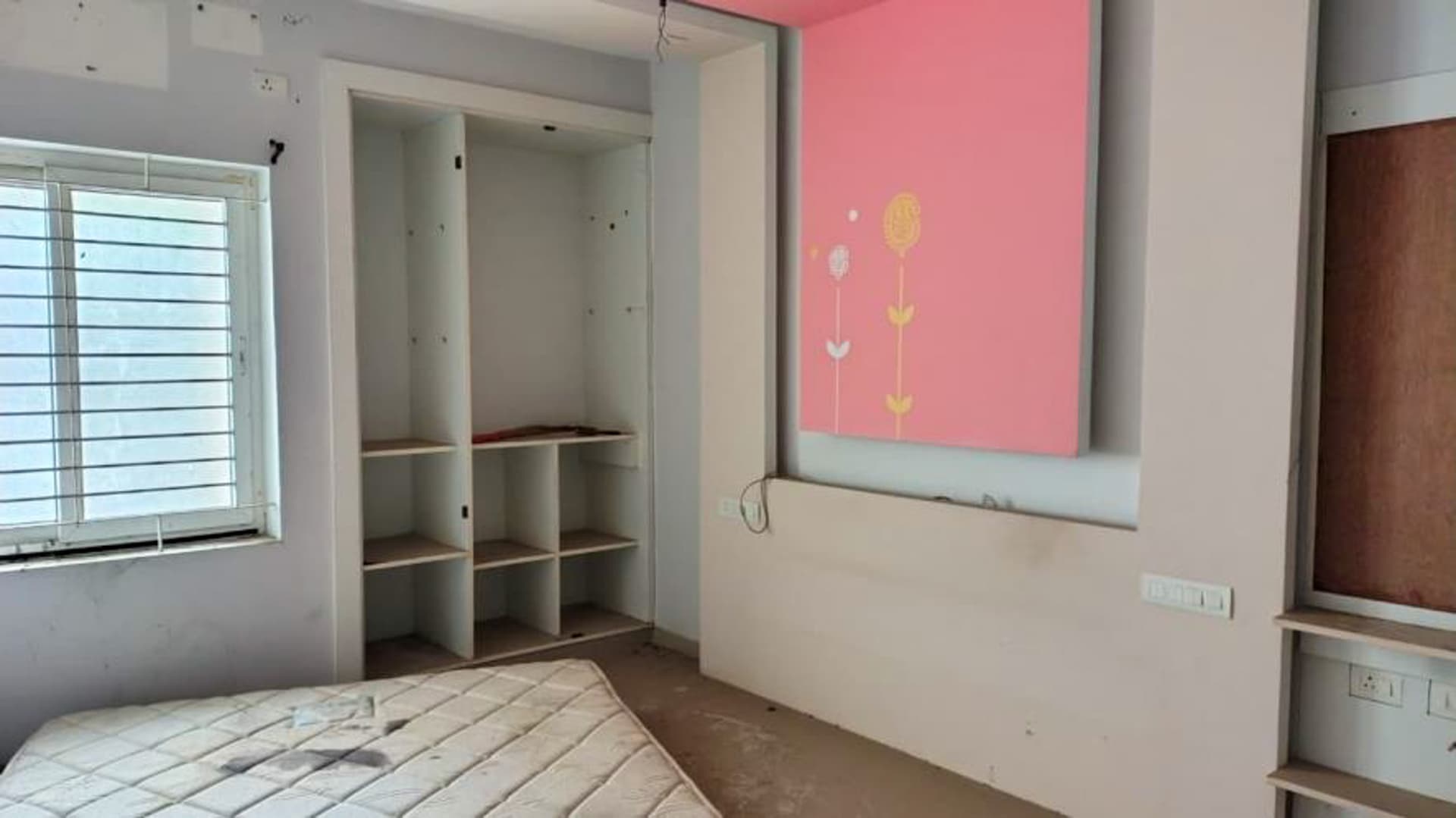 Property Photos 18