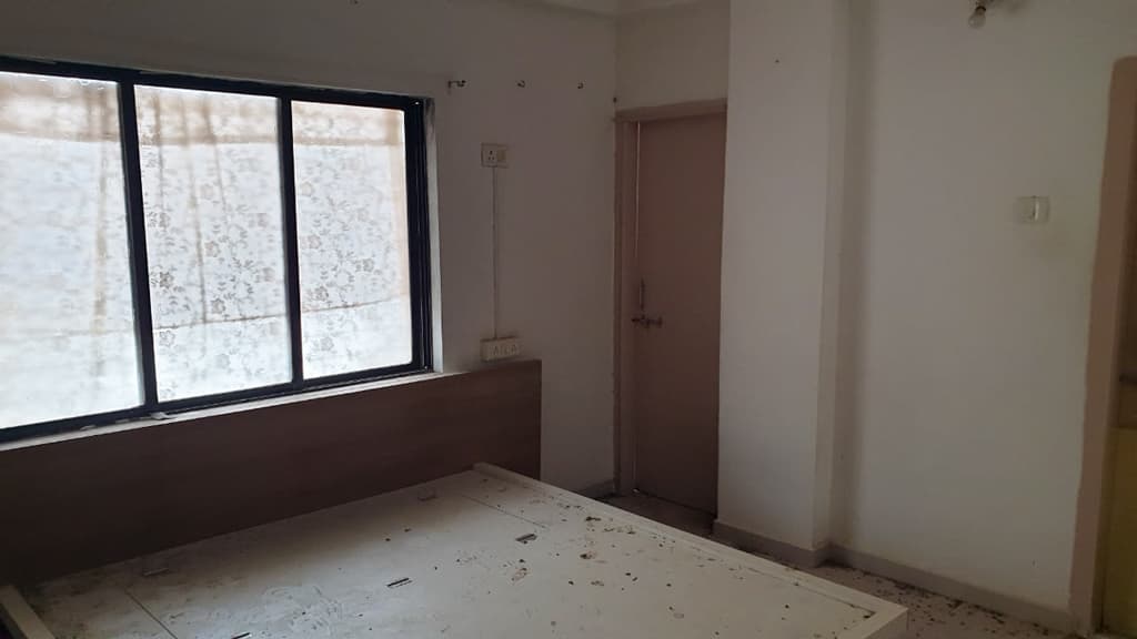 Property Photos 18