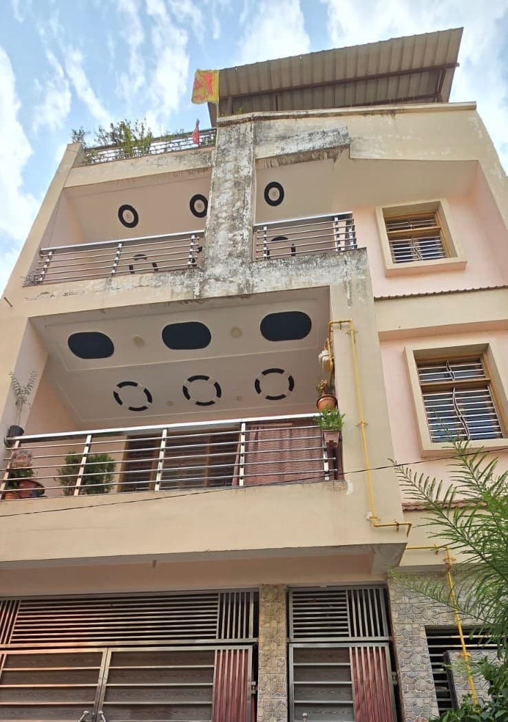 Property Photos 1