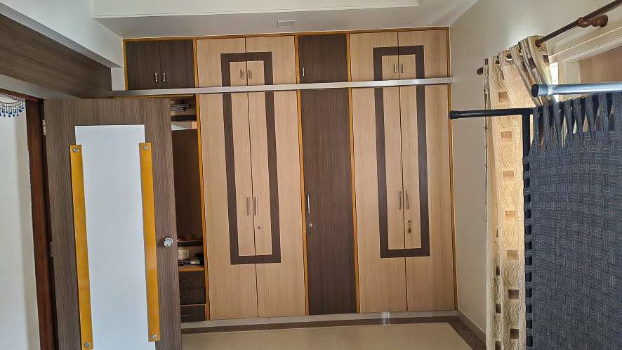 Property Photos 22
