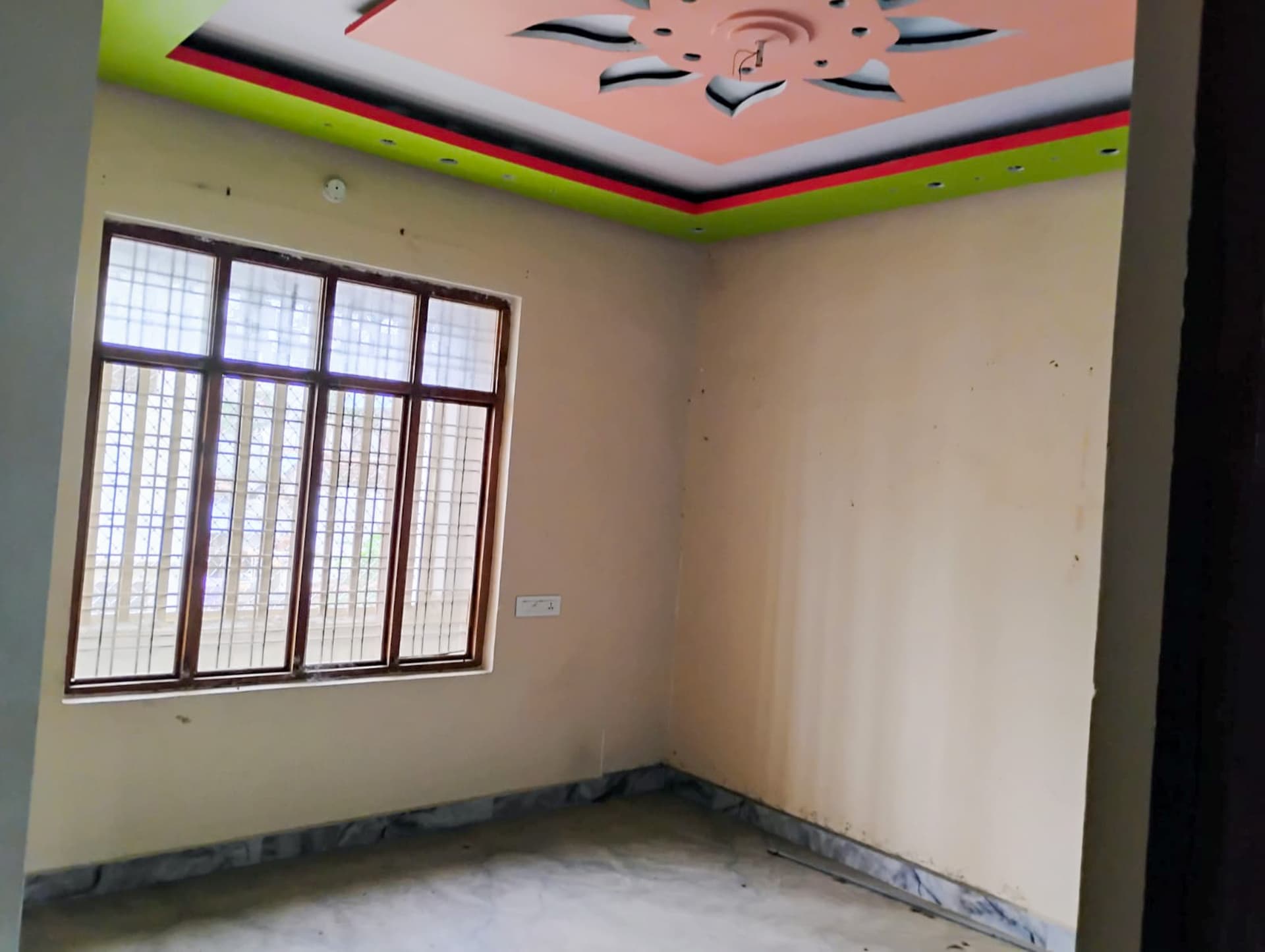 Property Photos 18