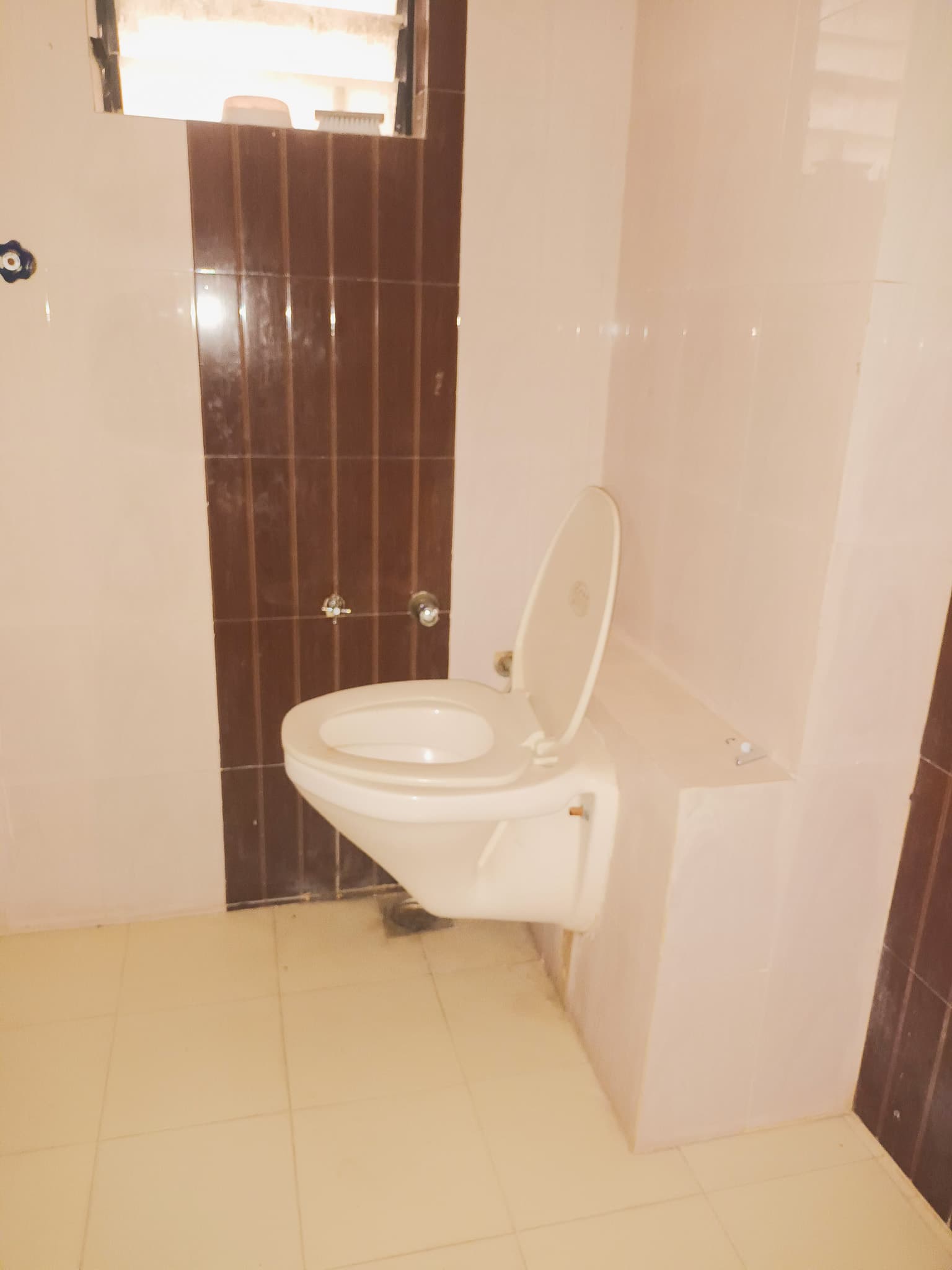 Property Photos 8