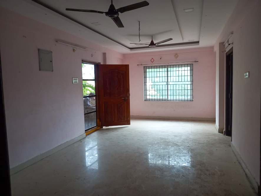 Property Photos 16