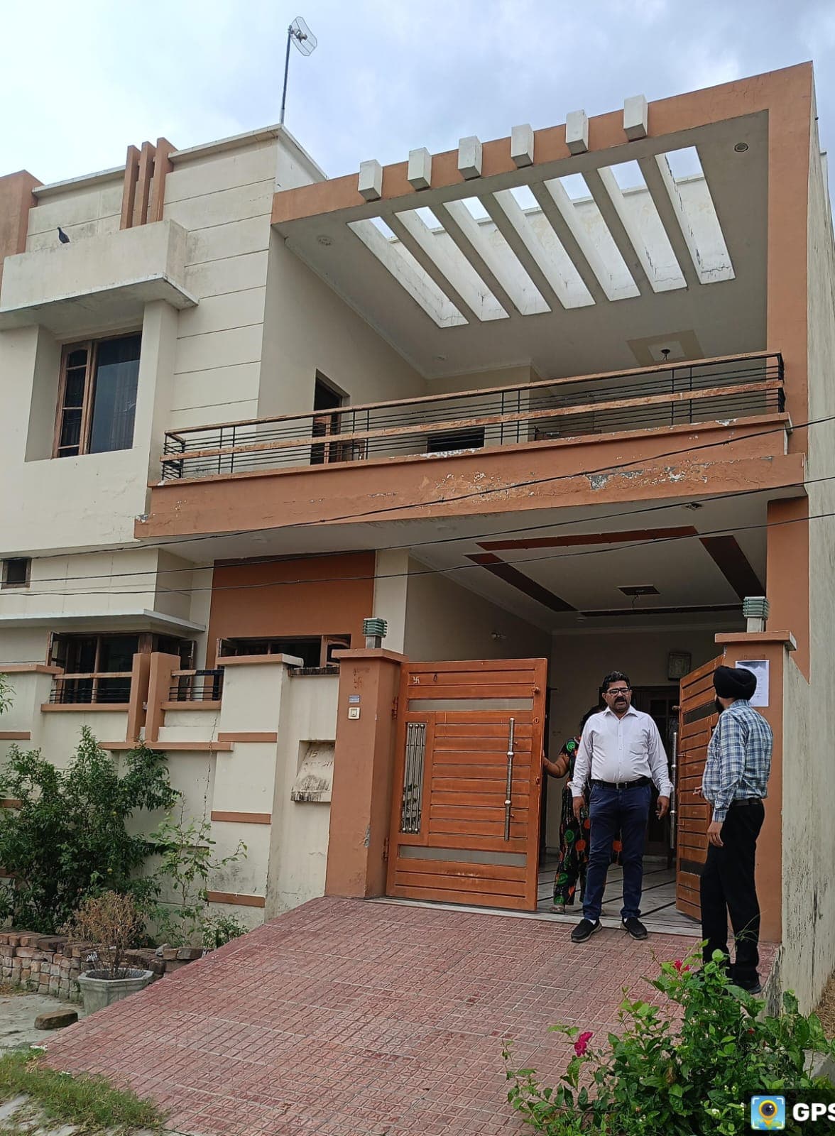 Property Photos 1