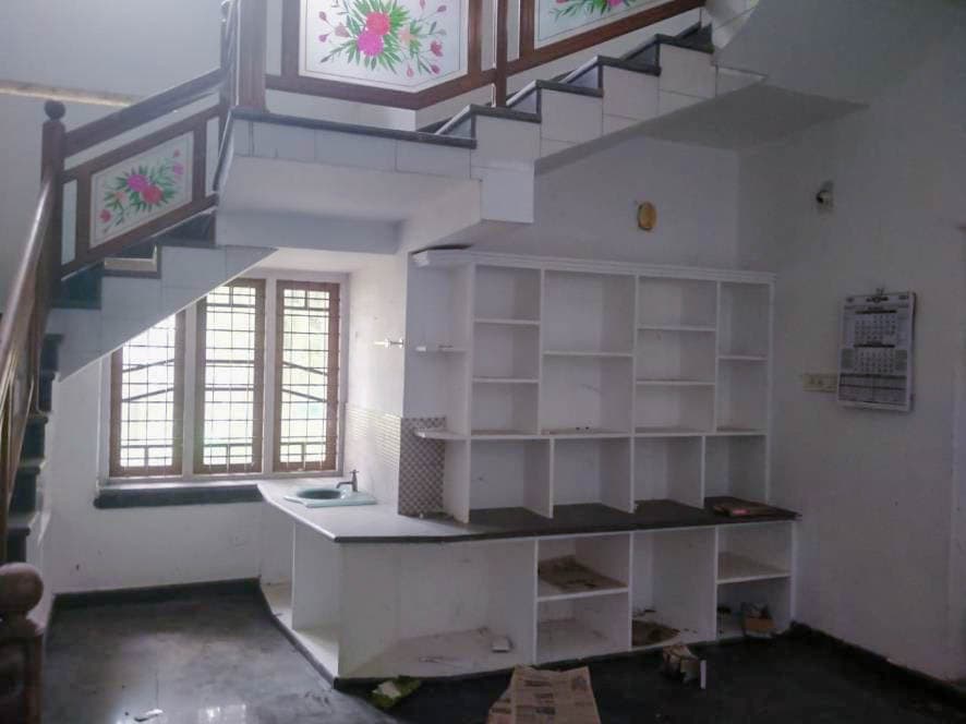 Property Photos 8