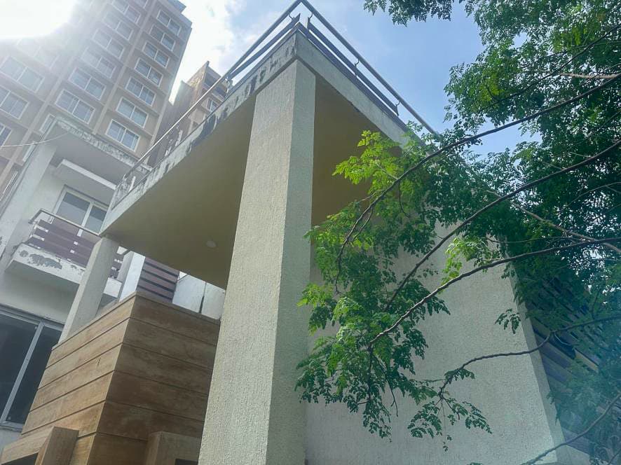 Property Photos 6