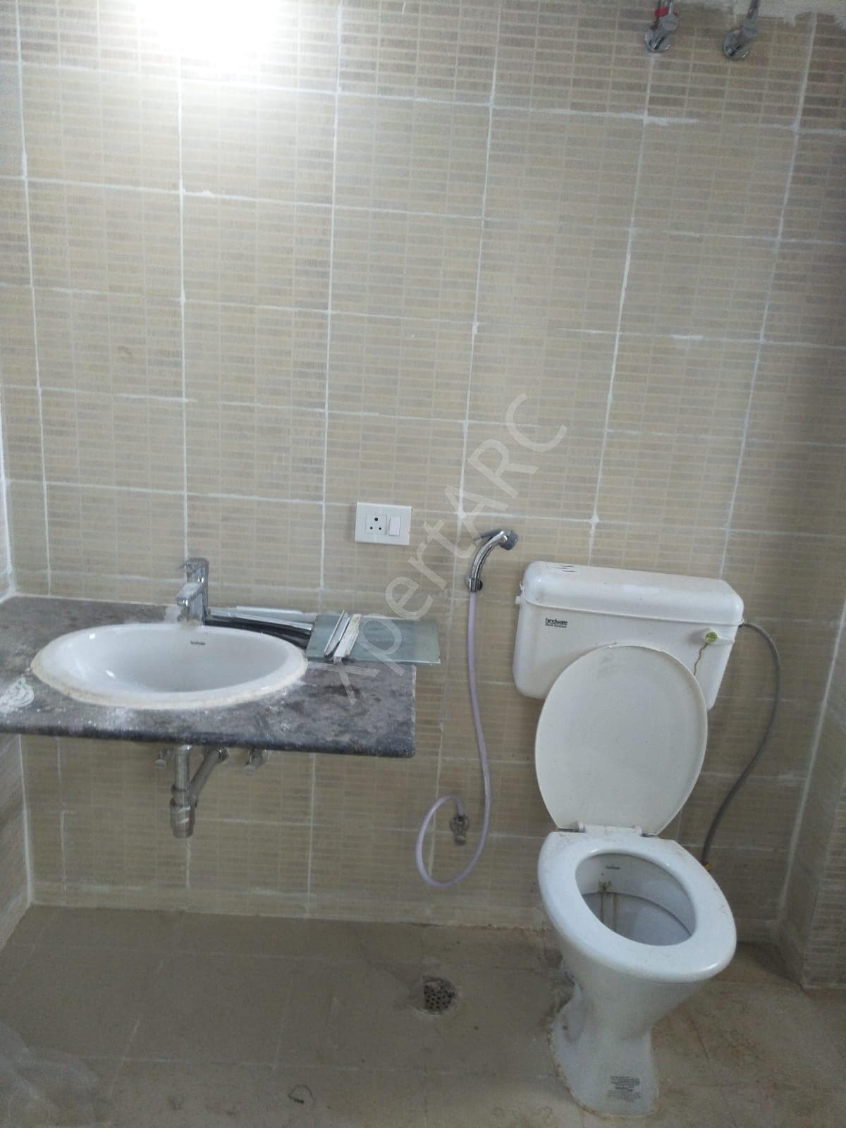 Property Photos 12