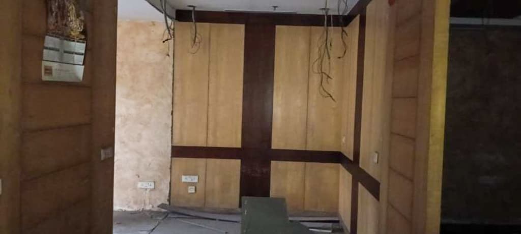 Property Photos 18