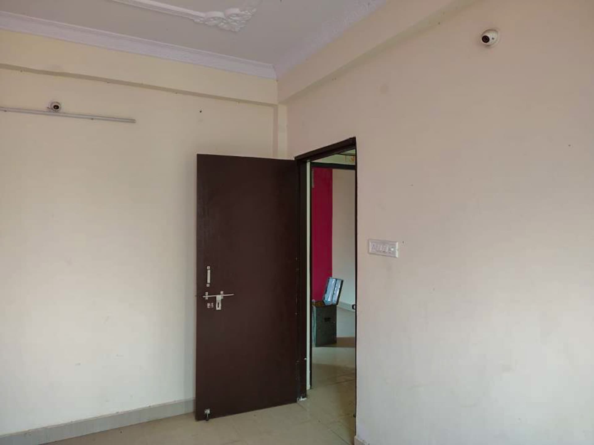 Property Photos 28