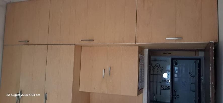 Property Photos 7