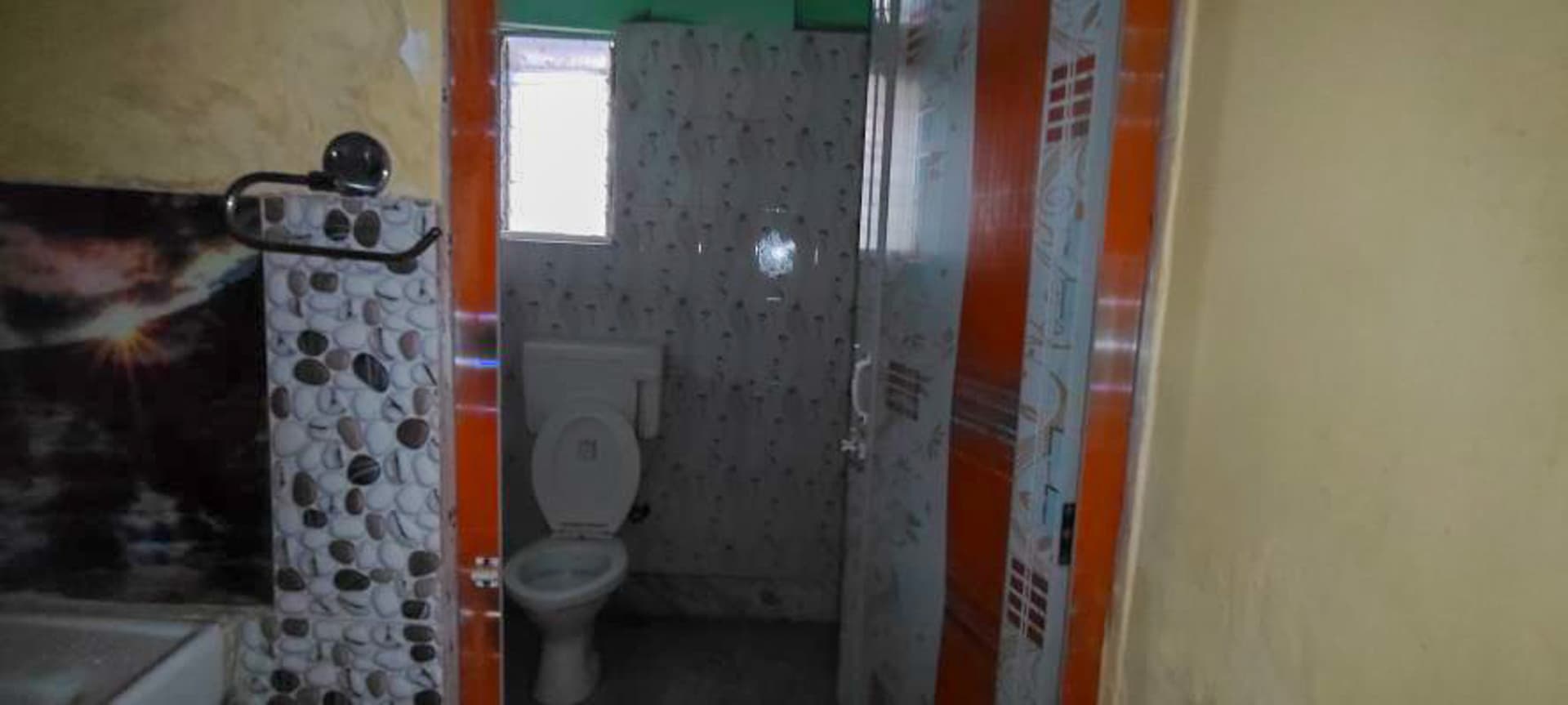 Property Photos 6