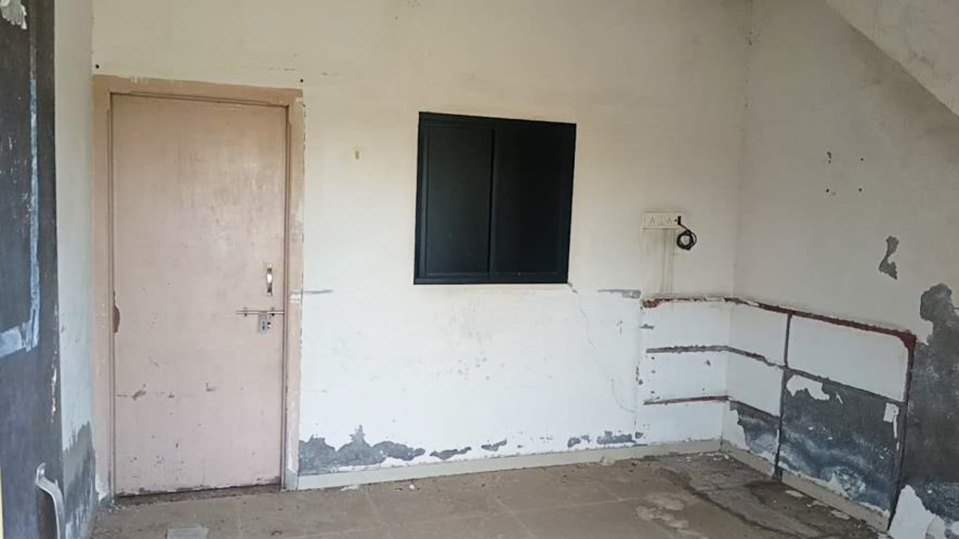 Property Photos 8