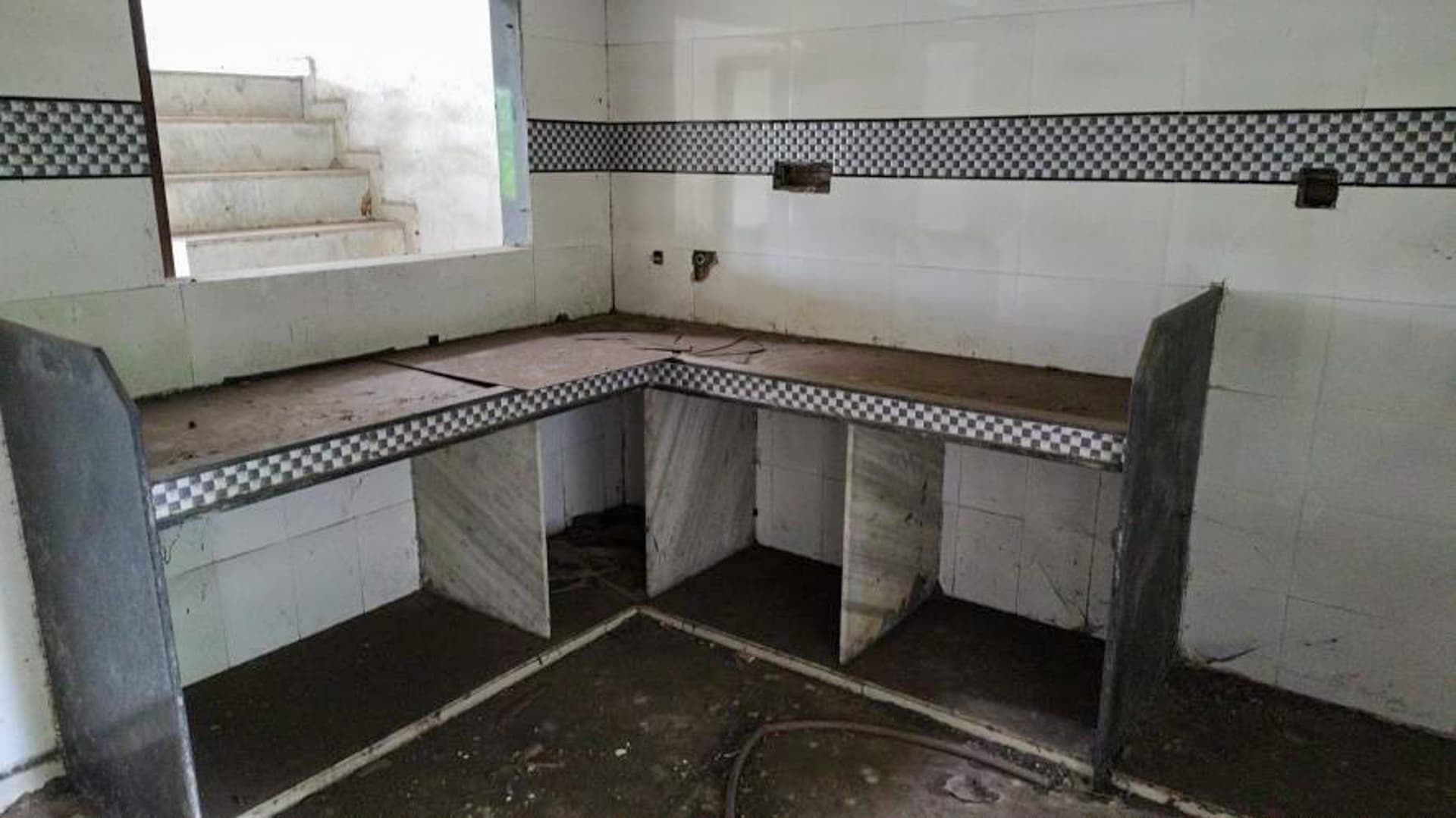 Property Photos 6