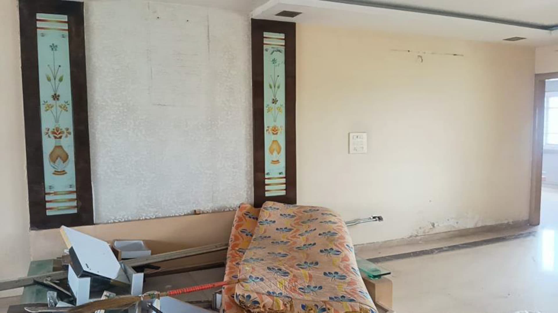 Property Photos 26