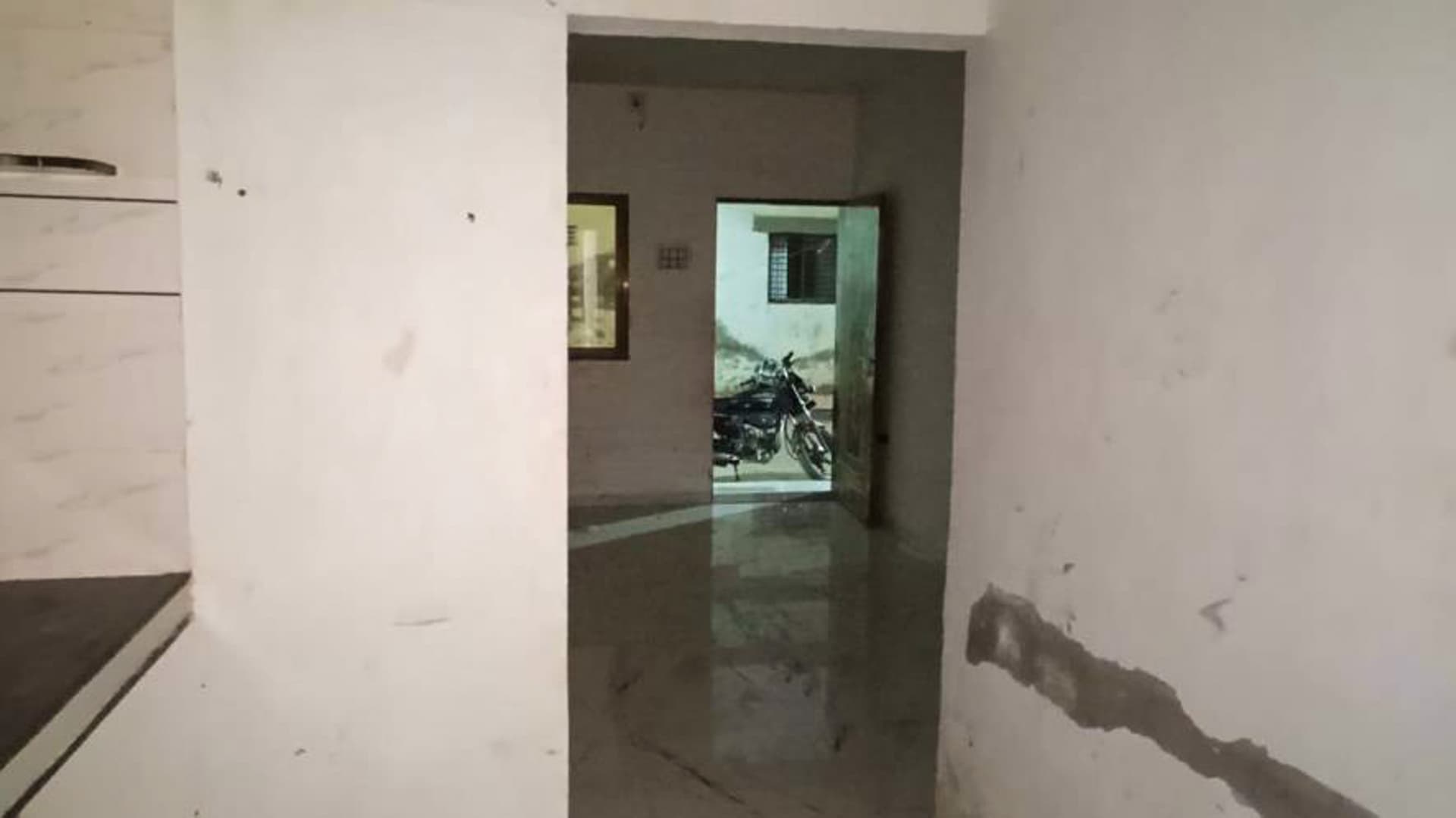 Property Photos 8
