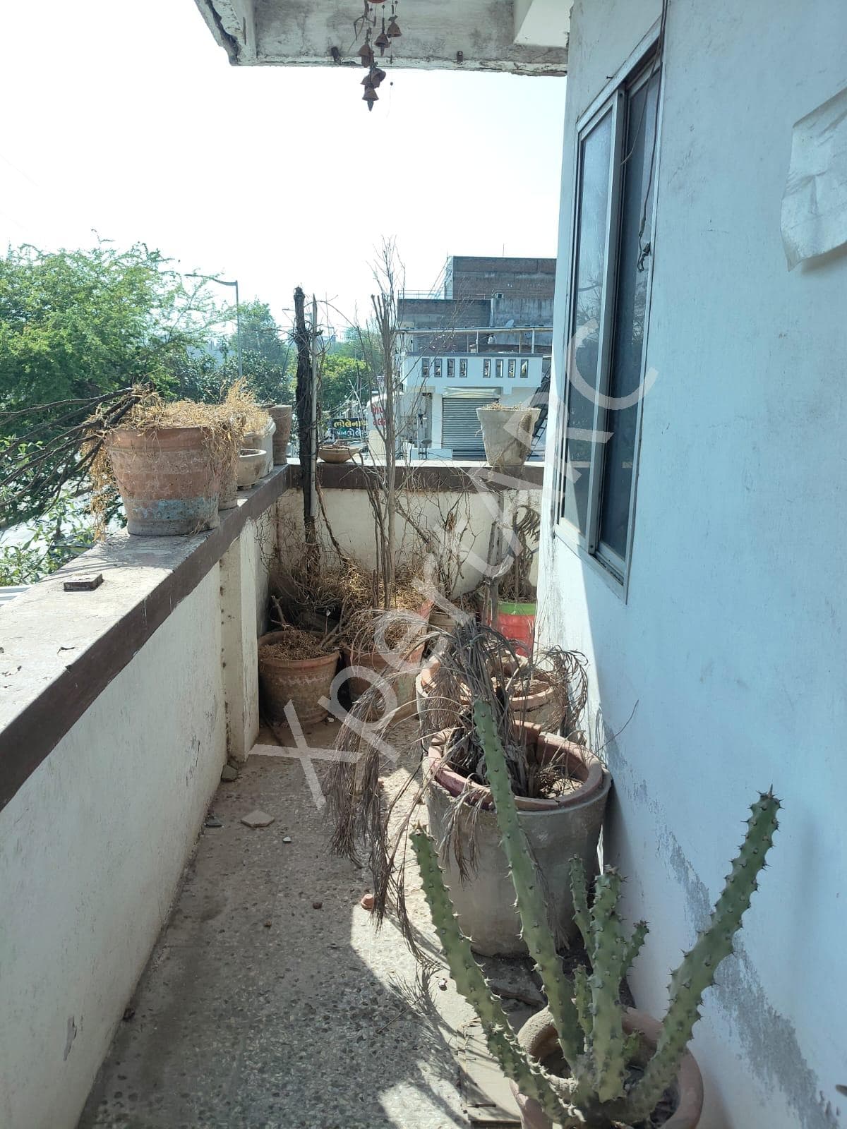 Property Photos 18