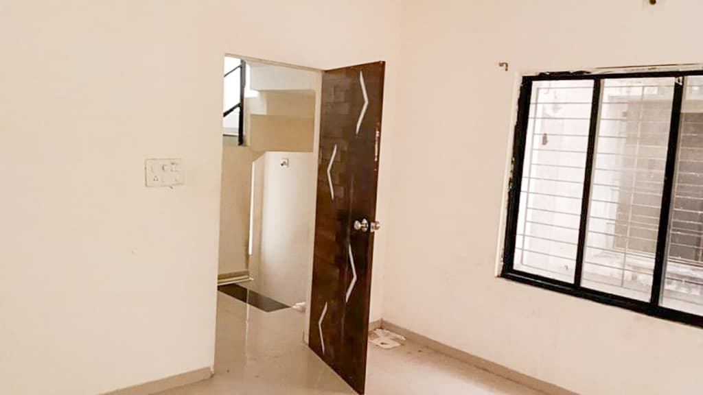 Property Photos 9