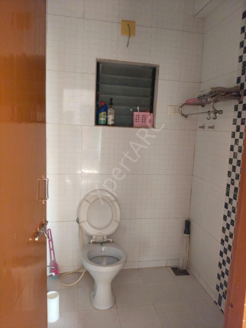 Property Photos 18