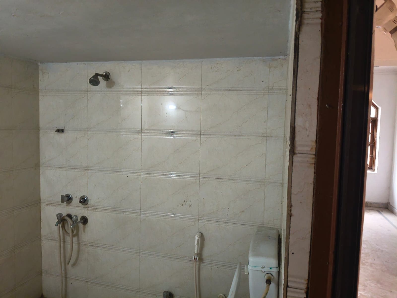 Property Photos 11