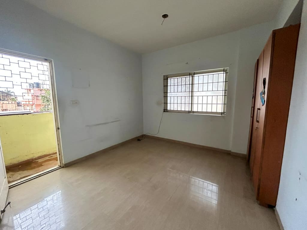 Property Photos 12