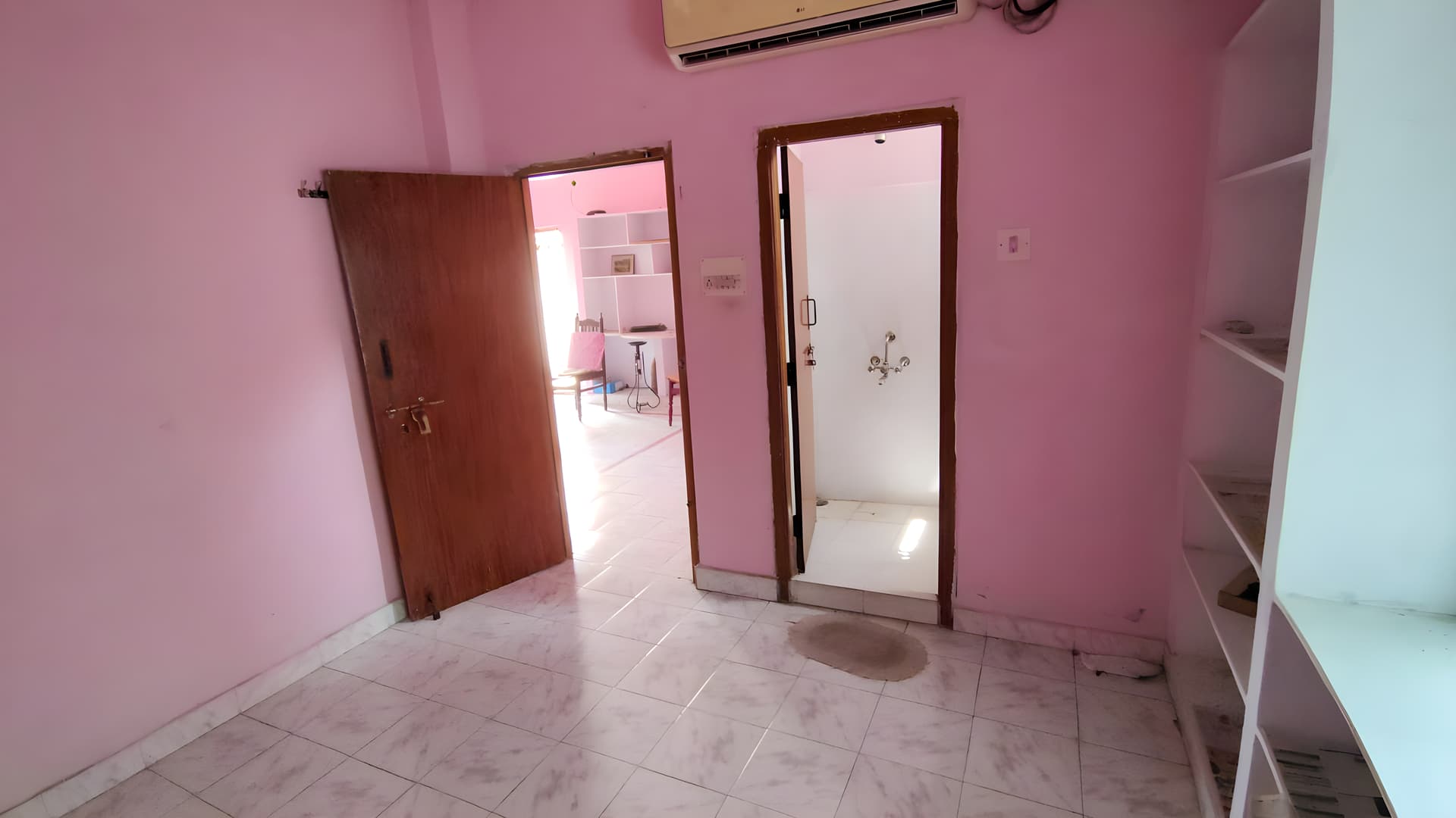 Property Photos 8