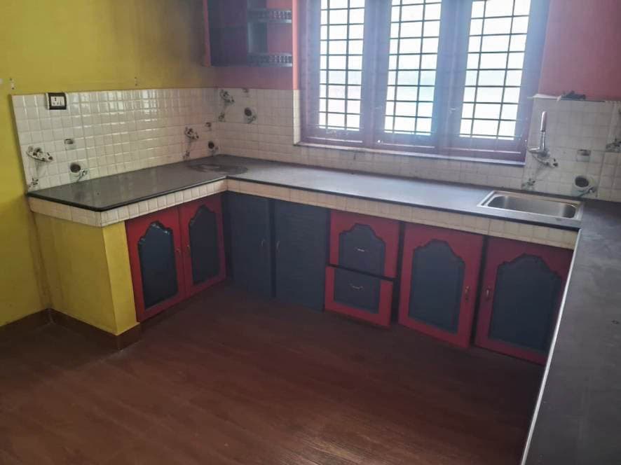 Property Photos 17