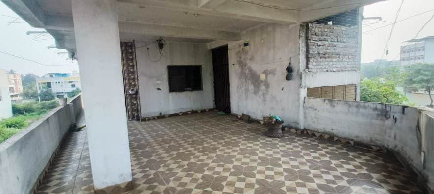Property Photos 6
