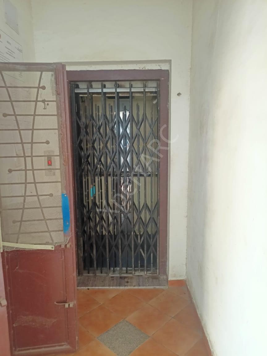 Property Photos 8
