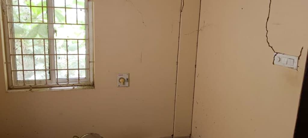 Property Photos 7