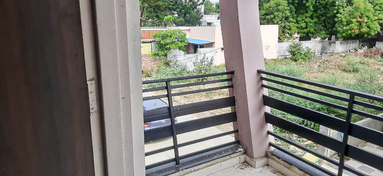 Property Photos 9