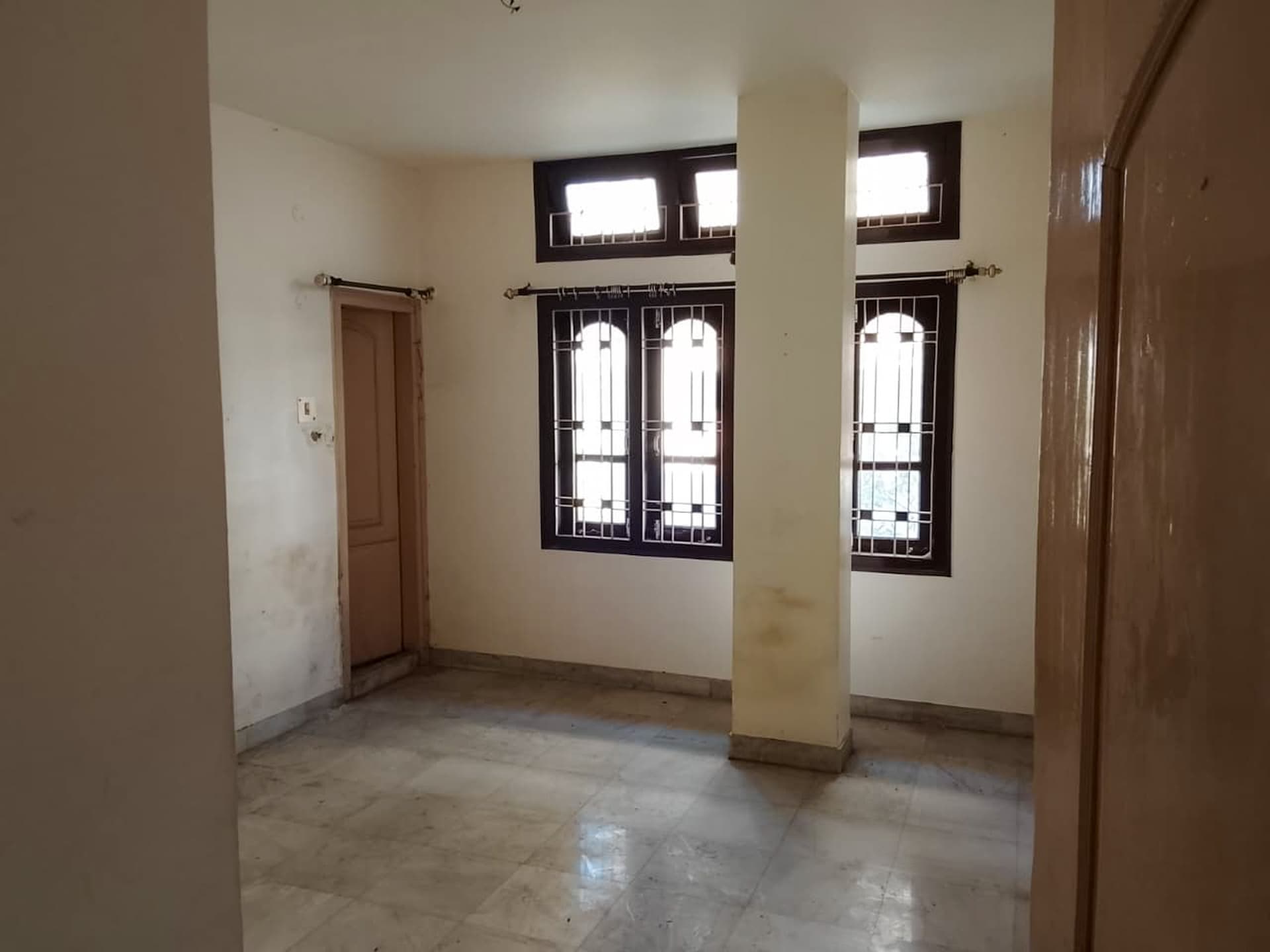 Property Photos 8