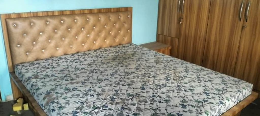 Property Photos 8
