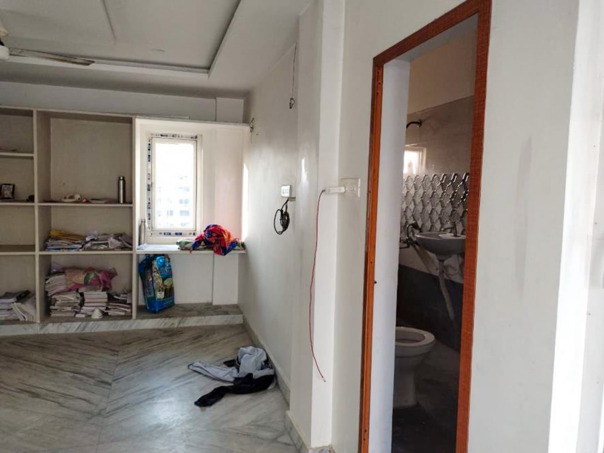 Property Photos 28
