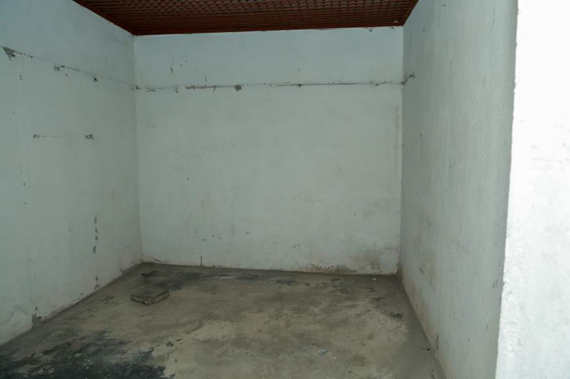 Property Photos 8