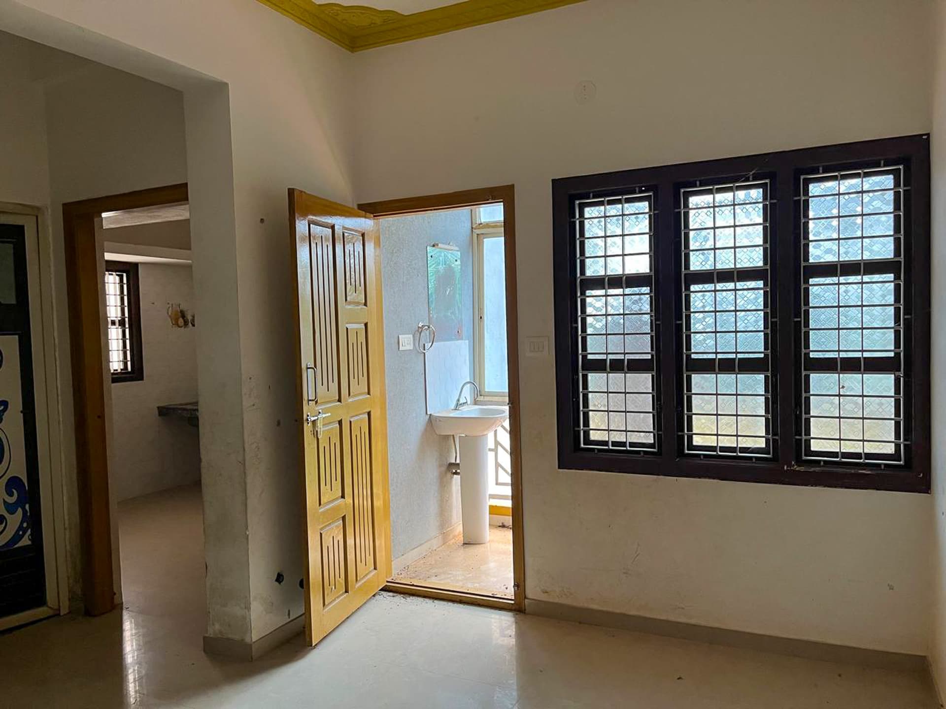 Property Photos 18