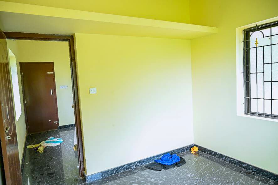 Property Photos 25