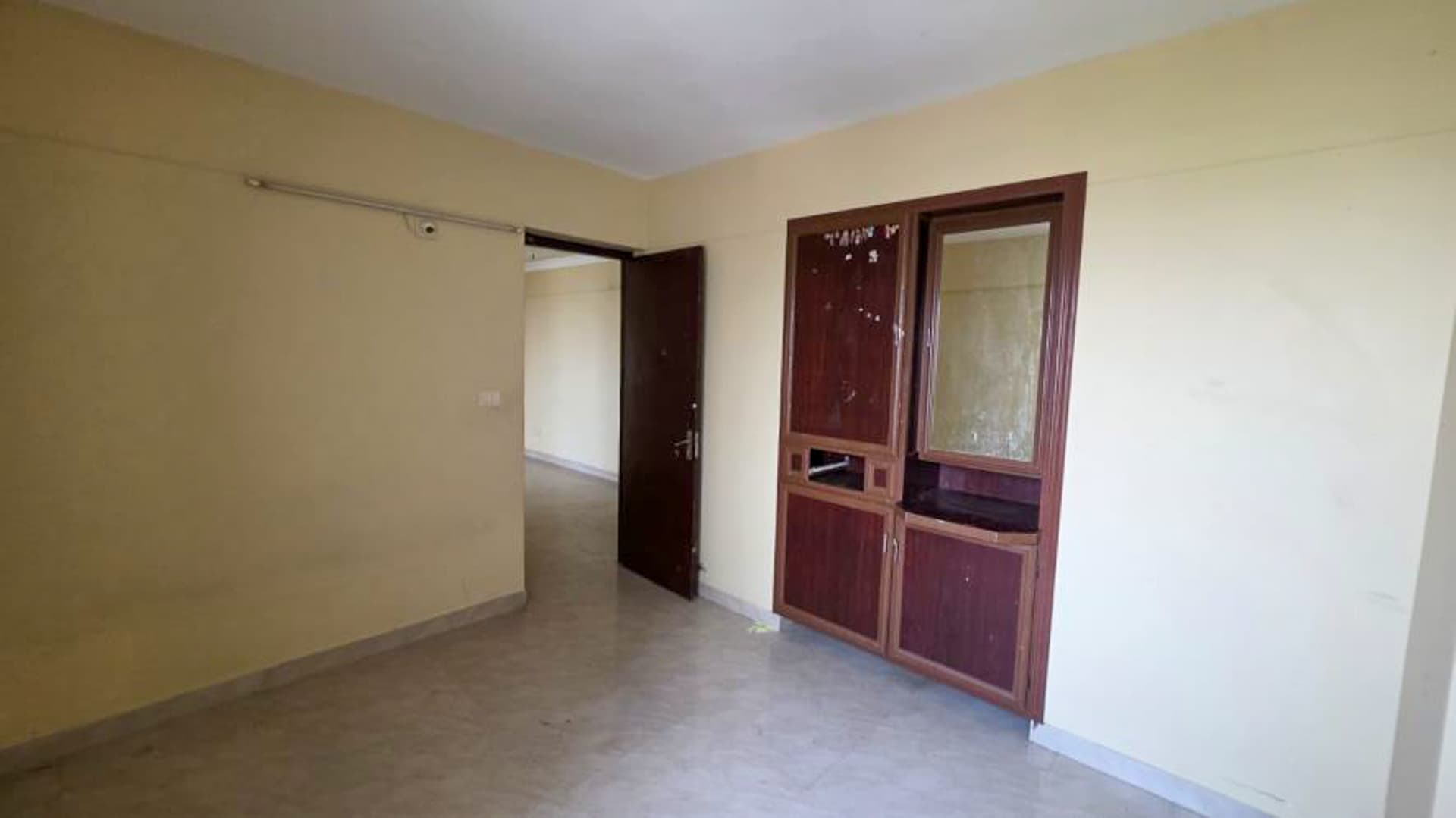 Property Photos 13