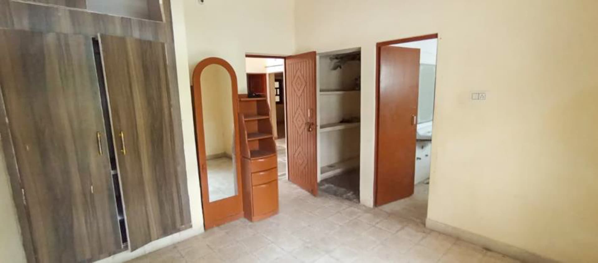 Property Photos 12
