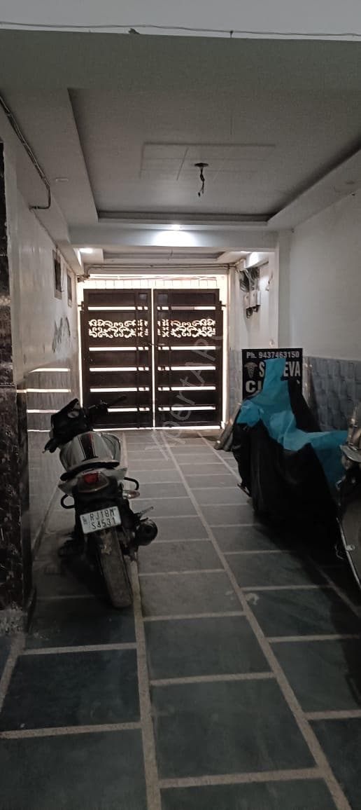 Property Photos 6