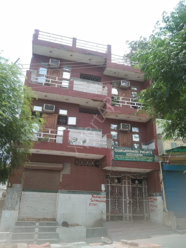 Property Photos 9
