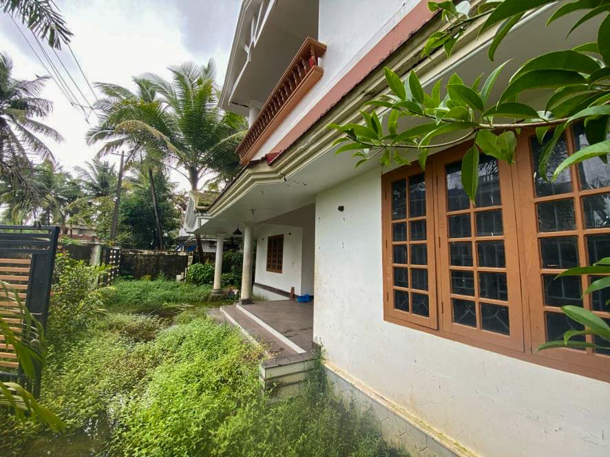 Property Photos 14