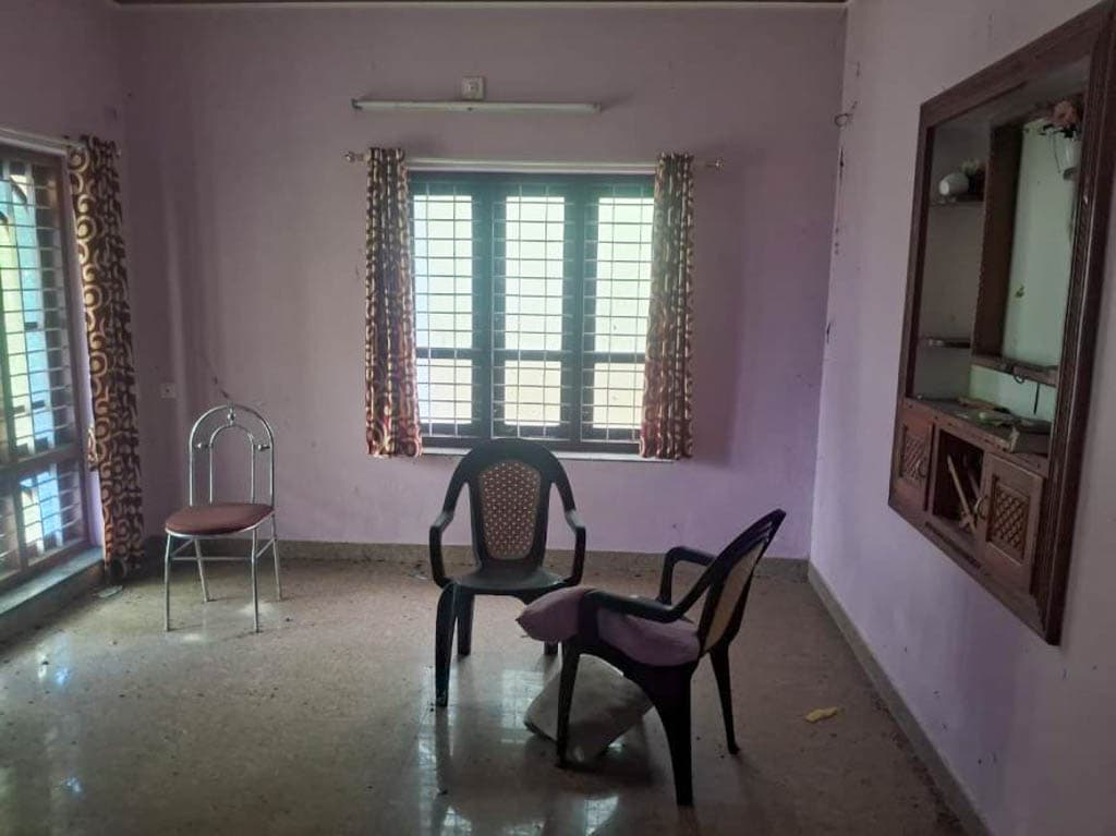 Property Photos 8