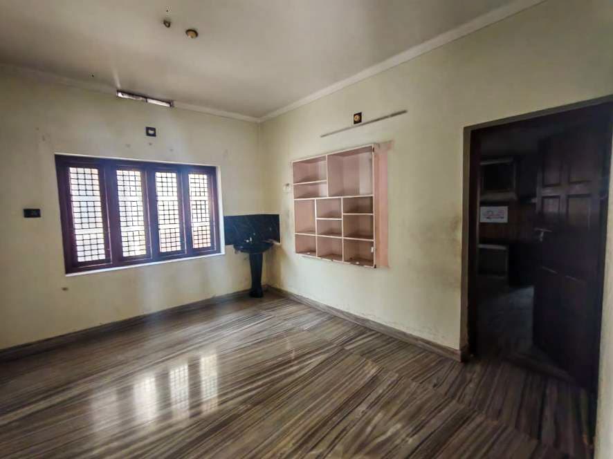 Property Photos 15