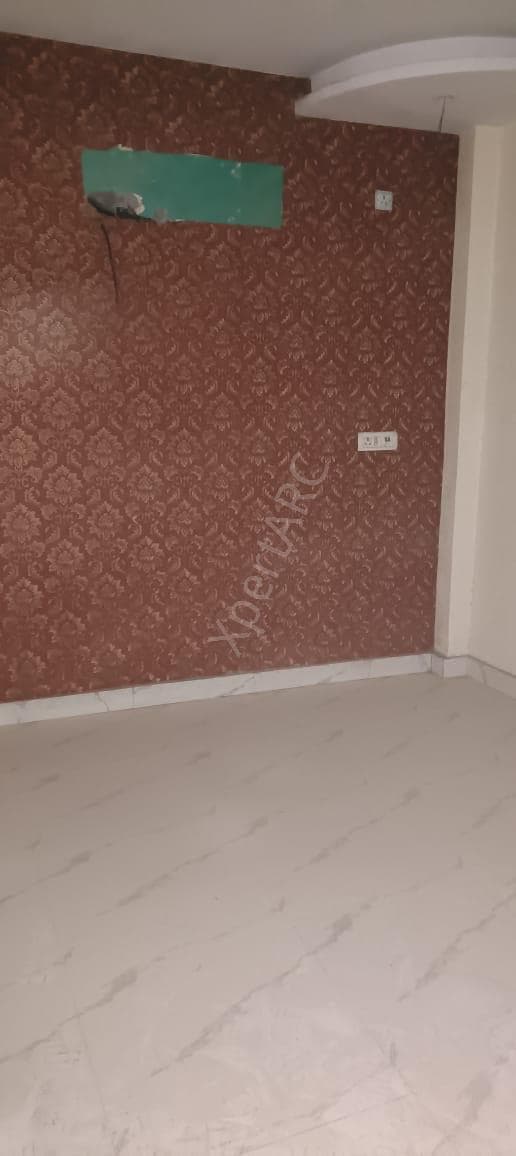 Property Photos 9